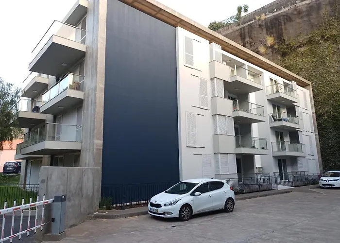 Appartamento Costa Lodges, Shared Room, Funchal Or Madeira *