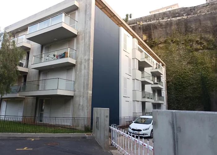 아파트 Costa Lodges, Shared Room, Funchal Or Madeira *