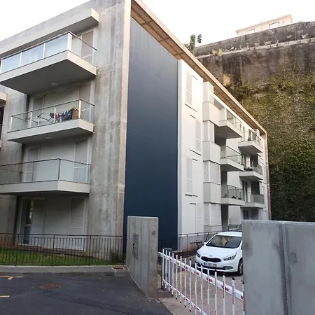 Apartman Costa Lodges, Shared Room, Funchal Or Madeira *